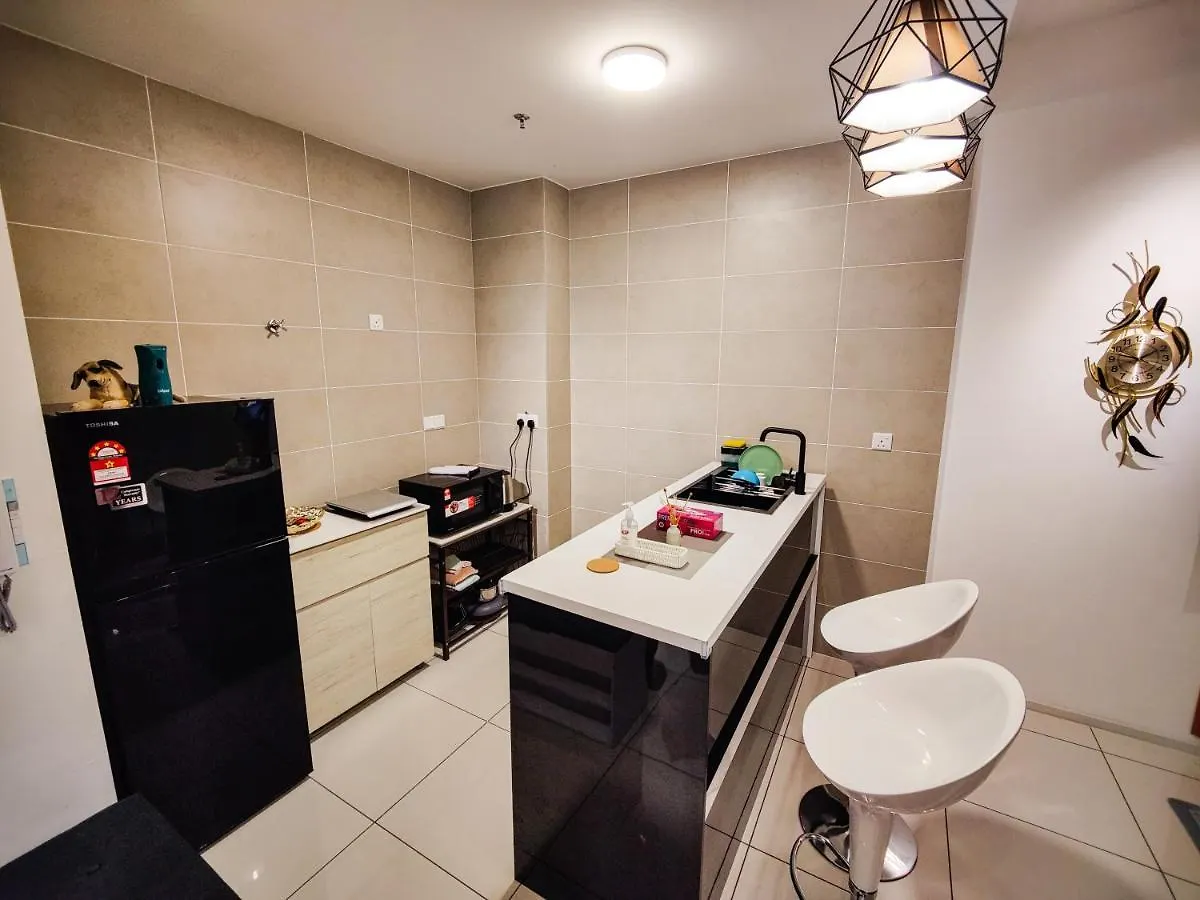 Studio Suite Nearby Lost World Of Tambun Apartment